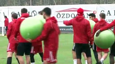Demir Grup Sivasspor hazırlıklarını sürdürdü 