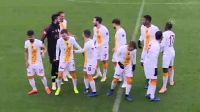 devre arasi - Futbol: Hazırlık maçı - Galatasaray: 3 - Eskişehirspor: 3 - ANTALYA Videosu
