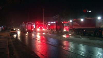  İzmir’de fabrikada çıkan yangın korkuttu 