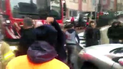  Şişli'de yangına giden itfaiye, hatalı park nedeniyle zor anlar yaşadı 