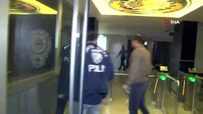  Ukrayna'da Türk kızlarını öldüren zanlının temas kurduğu kişiler araştırılıyor 