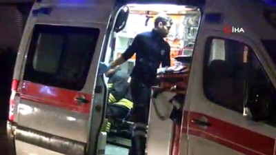  Yangında mahsur kalan çocukları itfaiye ekipleri kurtardı 