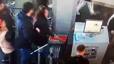 Yankesicilik yaptıkları öne sürülen 3 kadın suçüstü yakalandı - İSTANBUL 