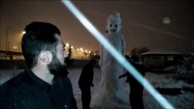 kar yagisi - Dev kardan adam ilgi odağı oldu - SAMSUN  Videosu