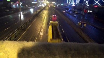  Diyarbakır'da kar yağışı başladı 