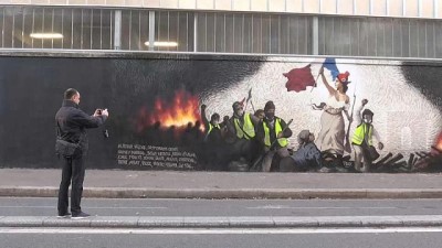 aria - Fransa'nın ulusal simgesi Marianne ve Sarı Yelekliler grafiti resimde buluştu Videosu