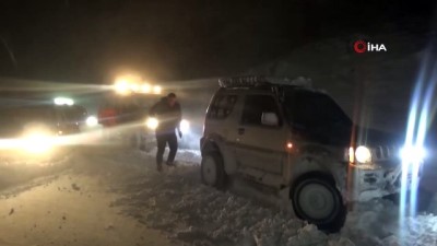 kar yagisi -  Karda mahsur kalan vatandaşın imdadına Erzincan Off-Road ekibi yetişti  Videosu