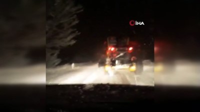 paletli ambulans -  Köyde mahsur kalan hasta kurtarıldı  Videosu