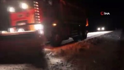 kar yagisi -  Yayladağı’nda kar yolları kapattı  Videosu