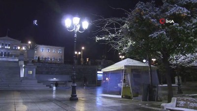 hukumet -  - Yunanistan Kar Altında
- Sobadan Sızan Dumandan Boğulan Mülteci Hayatını Kaybetti  Videosu