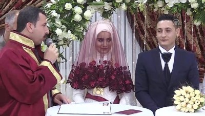 altin taki - Düğünlerinde takı istemediler yetimleri davet ettiler - ŞANLIURFA  Videosu