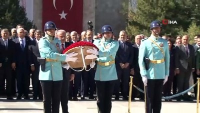 yeni yasama yili -  TBMM Başkanı Şentop, Atatürk Anıtı’na çelenk koydu  Videosu