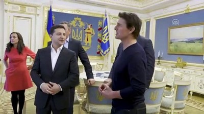 lens - Tom Cruise, Ukrayna Devlet Başkanı Zelenskiy'le görüştü - KİEV  Videosu