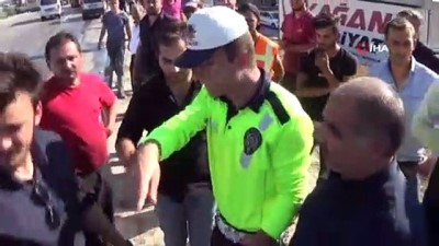 zincirleme kaza -  Vinçten yola yağ döküldü, ortalık savaş alanına döndü Videosu