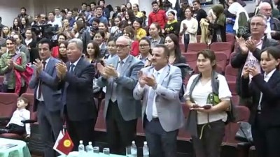 piyanist - Kırgızistan'da Türk piyanist Nihat Demirkol'dan Mehmetçik'e destek - BİŞKEK Videosu