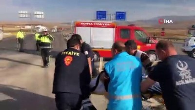 Konya'da iki kamyonet çarpıştı: 3'ü ağır, 8 yaralı