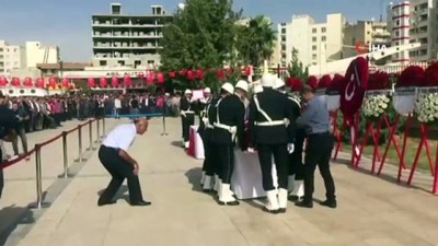 sivil sehit -  Şanlıurfa'da 2 sivil şehit için tören düzenlendi  Videosu