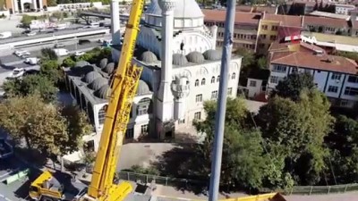 hasarli minare -  Avcılar'da hasarlı minarenin sökülme anı havadan görüntülendi  Videosu