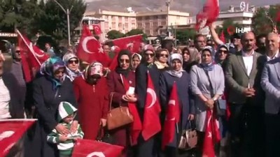  Erzincan’da siyasi partilerden Barış Pınarı Harekâtı'na destek 
