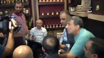  İçişleri Bakanı Süleyman Soylu havan topu ve mermilerin hedefi olan Mardin'de esnafları ziyaret etti 