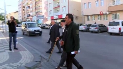 askerlik subesi -  93 yaşında harekata katılmak için askerlik şubesine başvurdu  Videosu