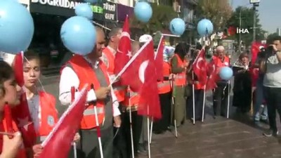 dernek baskani -  Konya'da görme engelliler farkındalık için yürüdü Videosu