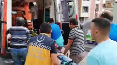 elektrik diregi -  Hafriyat yüklü kamyon devrildi: 1 yaralı Videosu