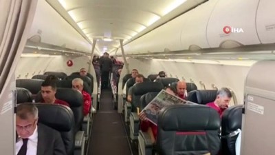 milli takim -  THY uçuş ekibinden milli takıma özel anons  Videosu