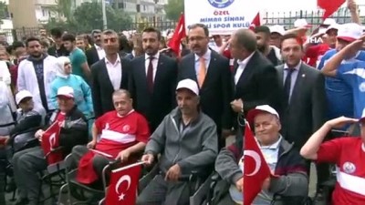 buz hokeyi maci - Bursa'nın ilk Olimpik Buz Pateni-Hokeyi Salonu açıldı Videosu