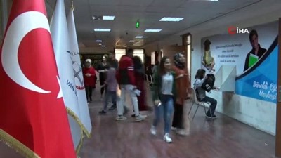 egitim kalitesi -  Van Büyükşehir Belediyesi öğrencilerin umudu oldu  Videosu
