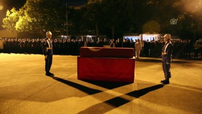 sehit cenazesi - GÜNCELLEME 3 - Dalış eğitiminde şehit olan askerin naaşı İzmir'e uğurlandı - ANTALYA  Videosu
