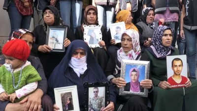 HDP'liler Diyarbakır annelerinin oturma eylemini engellemek istedi - DİYARBAKIR