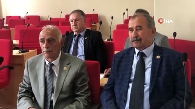 teror orgutu -  Kars İl Genel Meclisi Olağanüstü toplandı, HDP sıraları boş kaldı  Videosu
