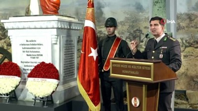 ziyaretciler - Türkiye Şehitlerini Anıyor Videosu