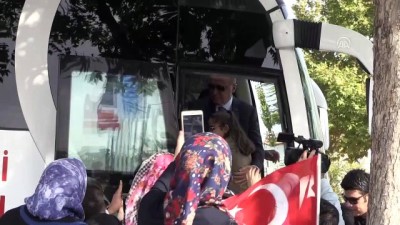 Cumhurbaşkanı Erdoğan, çocuklara oyuncak dağıttı - KAYSERİ