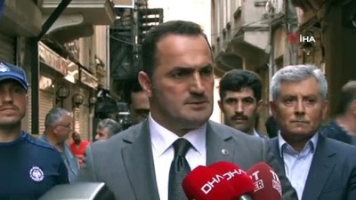 profesor -  Beyoğlu'nda tarihi bina çökme riski nedeniyle boşaltıldı Videosu