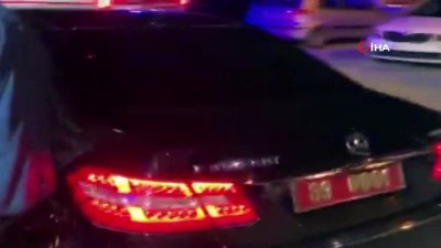 yasli kadin -  Hastalanan kadını Bayburt Valisi Epcim makam otomobiliyle hastaneye götürdü  Videosu