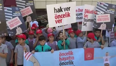 emniyet muduru -  Vali ve emniyet müdüründen yaya nöbeti  Videosu