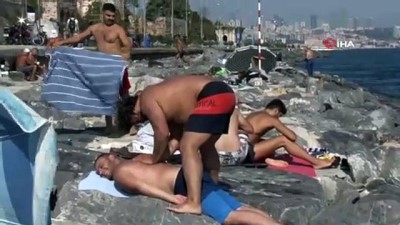 gunesli hava -  Güneşi gören vatandaşlar Sarayburnu'nda deniz girdi Videosu