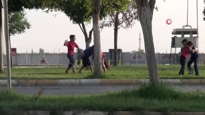 siginma -  Sınırın sıfır noktasında artık çocuk sesleri duyuluyor Videosu