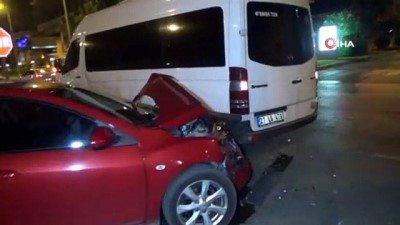 tur minibusu -  Antalya'da tur minibüsü kazası: 3 yaralı  Videosu