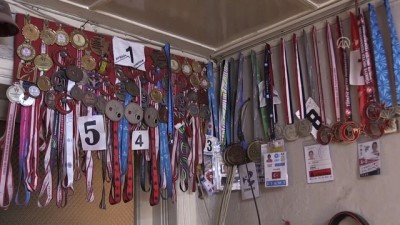 milli sporcu - Genç halterci, ailesini gururlandırdı - AYDIN Videosu