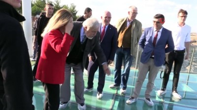 kanyon -  - İlber Ortaylı açılış dersi sonrası Uşak’ı gezdi Videosu