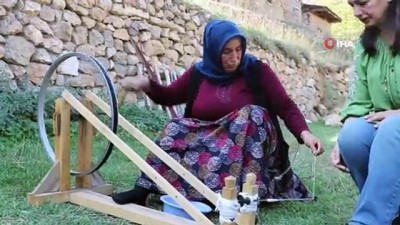 el emegi goz nuru -  Koyun yününden ürettiği hamam keselerini lüks otellere gönderiyor  Videosu