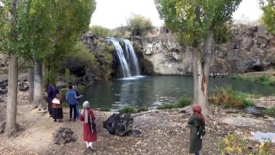 sonbahar - Muradiye Şelalesi sonbahar renkleriyle ziyaretçilerini ağırlıyor - VAN  Videosu