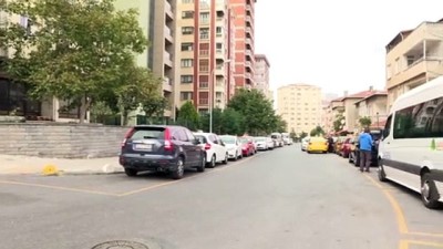 guvenlik kamerasi - Pazara giren otomobilin 8 kişiyi yaralaması - İSTANBUL Videosu