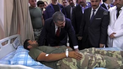 yarali asker - Sağlık Bakanı Koca yaralı askerleri ziyaret etti - ŞANLIURFA Videosu