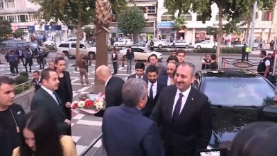 Adalet Bakanı Gül, Şanlıurfa Belediye Başkanı Beyazgül'ü ziyaret etti - ŞANLIURFA
