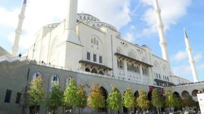 ummet - Cumhurbaşkanı Erdoğan, cuma namazını Büyük Çamlıca Camisi'nde kıldı - İSTANBUL  Videosu