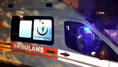 polis ekipleri -  Sokak ortasında silahlı saldırı: 1 yaralı Videosu